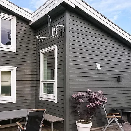 Holiday home Gorgeous In Revsnes With Wifi Refsnes