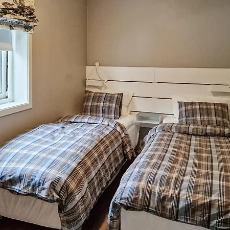 Holiday home Gorgeous In Revsnes With Wifi Refsnes